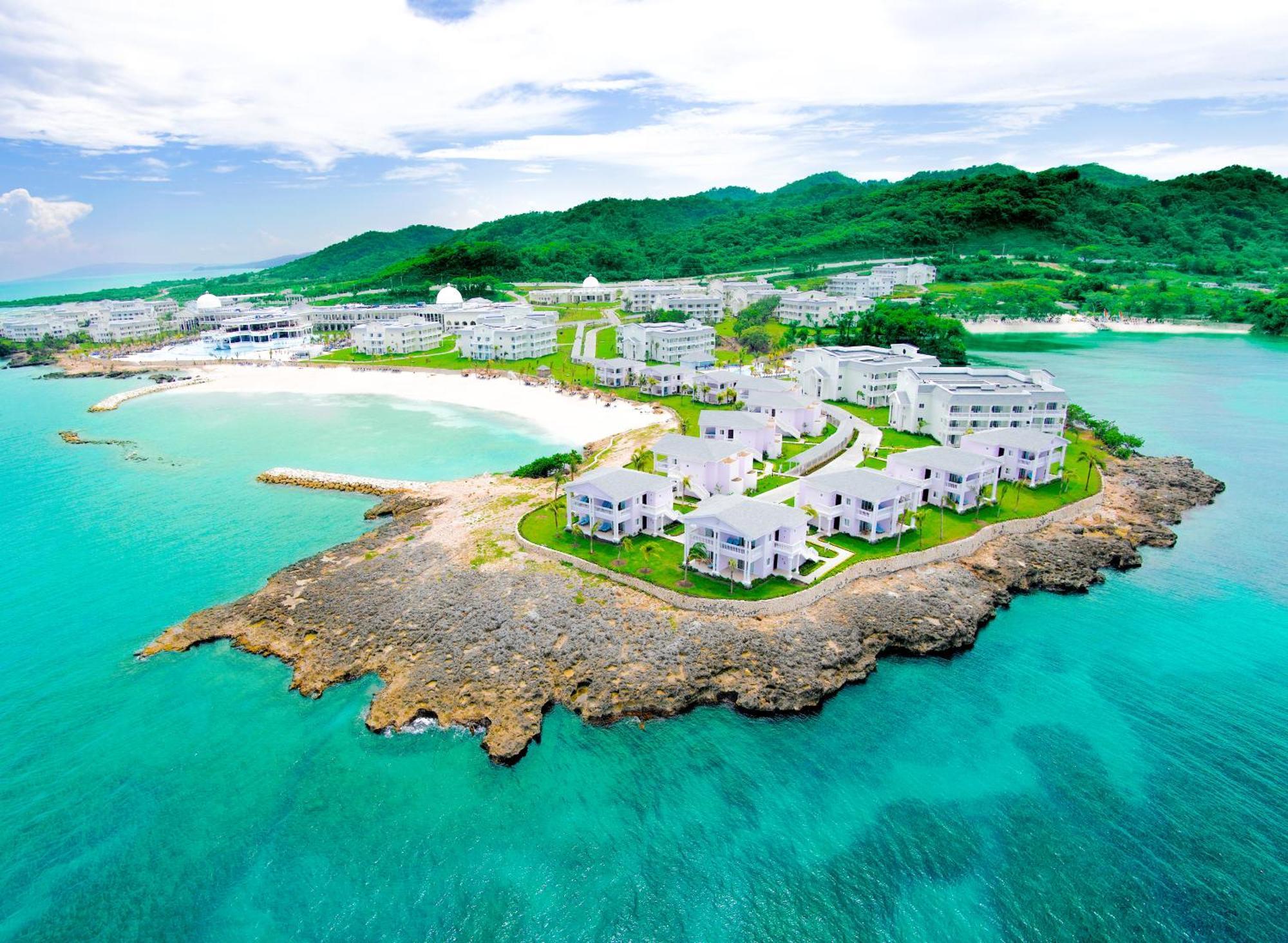 The Signature Level At Grand Palladium Lady Hamilton Resort & Spa Лусеа Экстерьер фото